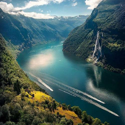 هی حاجی گنش بالاست بیت نابیه گنگش بالاست